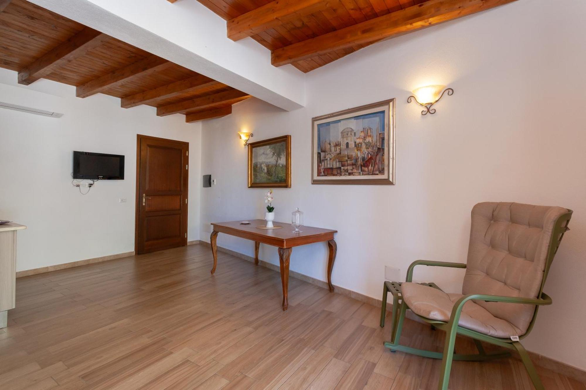 B&B Pettirosso San Teodoro  Eksteriør bilde