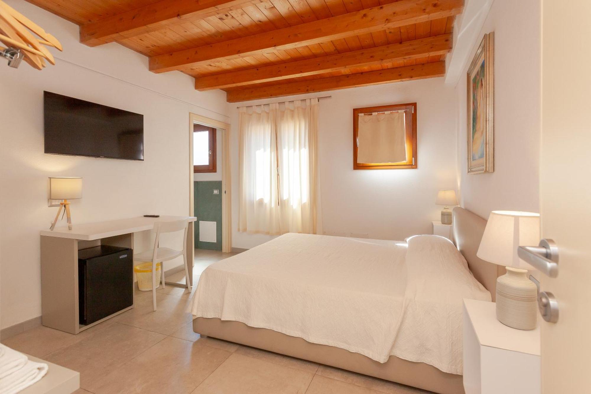 B&B Pettirosso San Teodoro  Eksteriør bilde