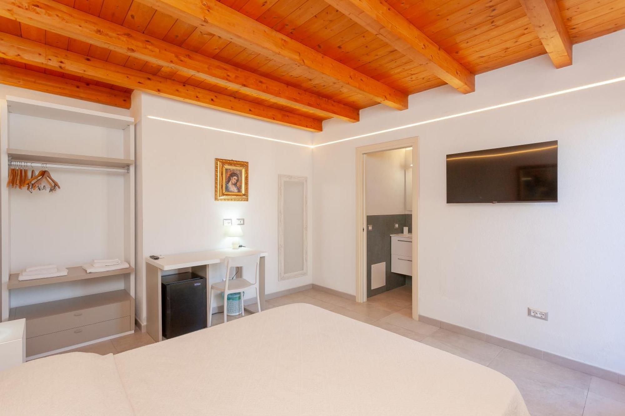 B&B Pettirosso San Teodoro  Eksteriør bilde
