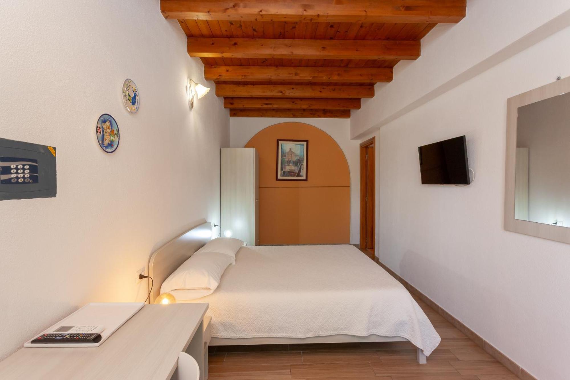 B&B Pettirosso San Teodoro  Eksteriør bilde