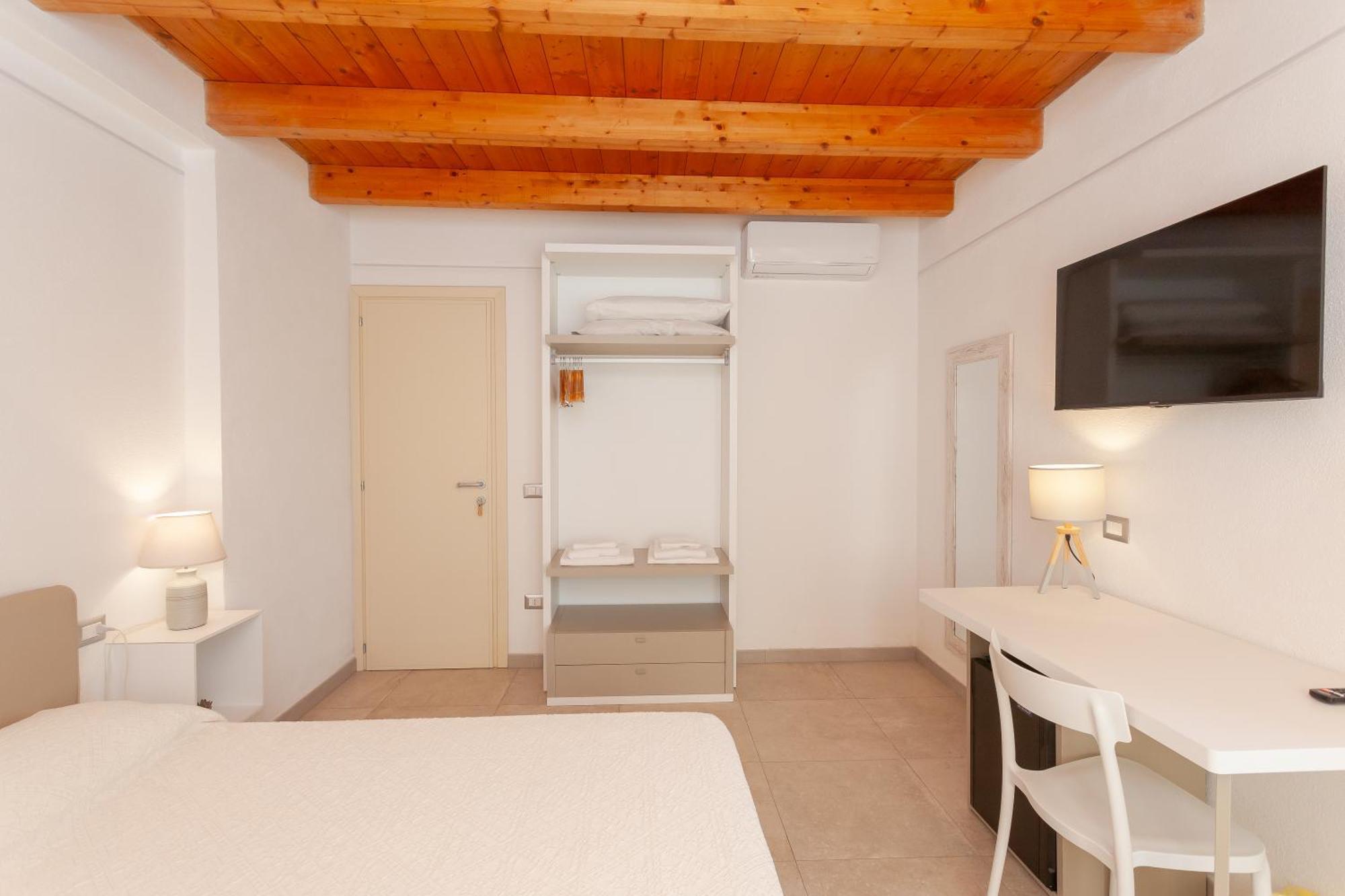 B&B Pettirosso San Teodoro  Eksteriør bilde