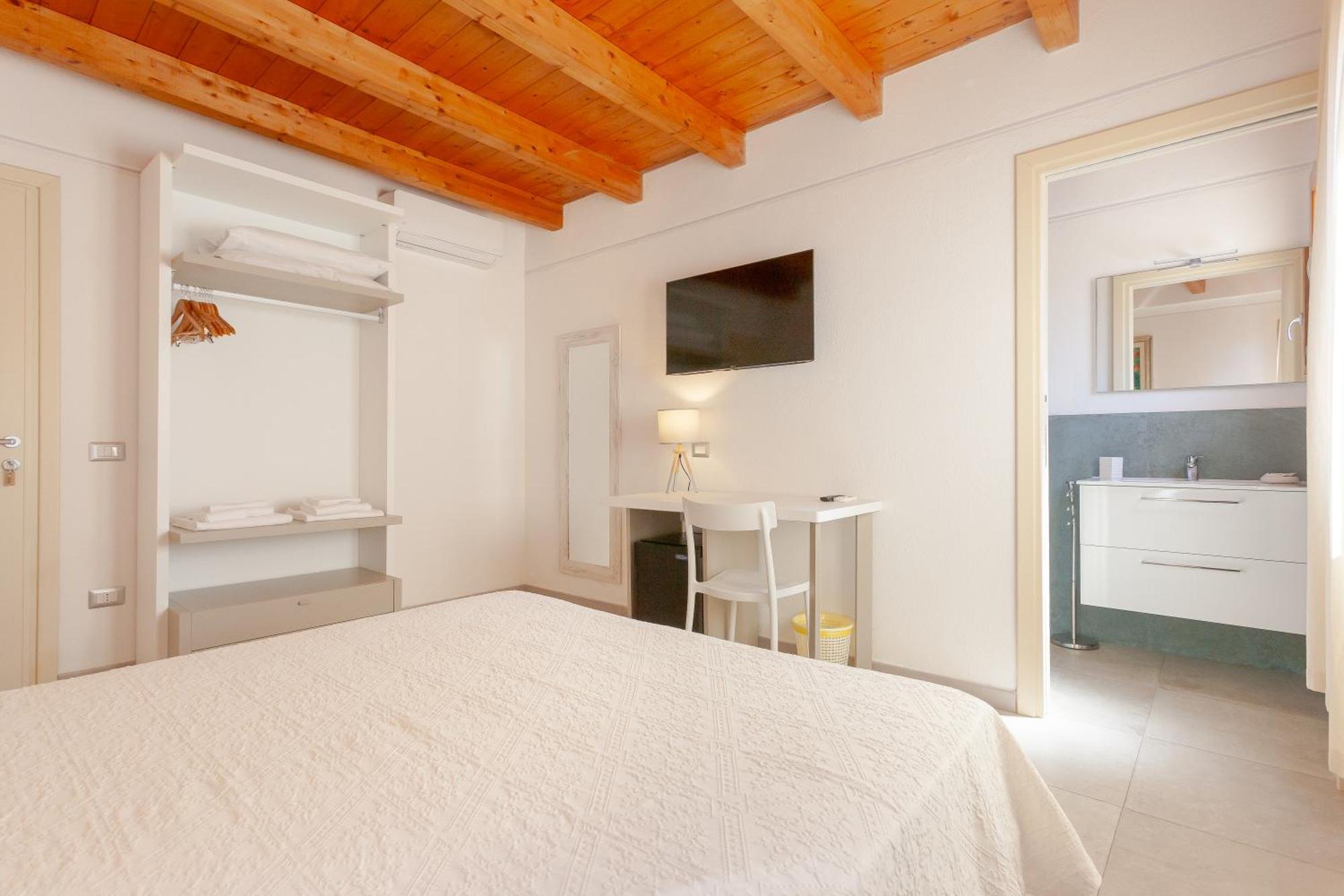 B&B Pettirosso San Teodoro  Eksteriør bilde